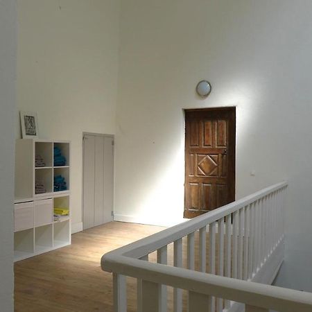 Bed and Breakfast Le Ciel Par-Dessus Le Toit Salavas Esterno foto