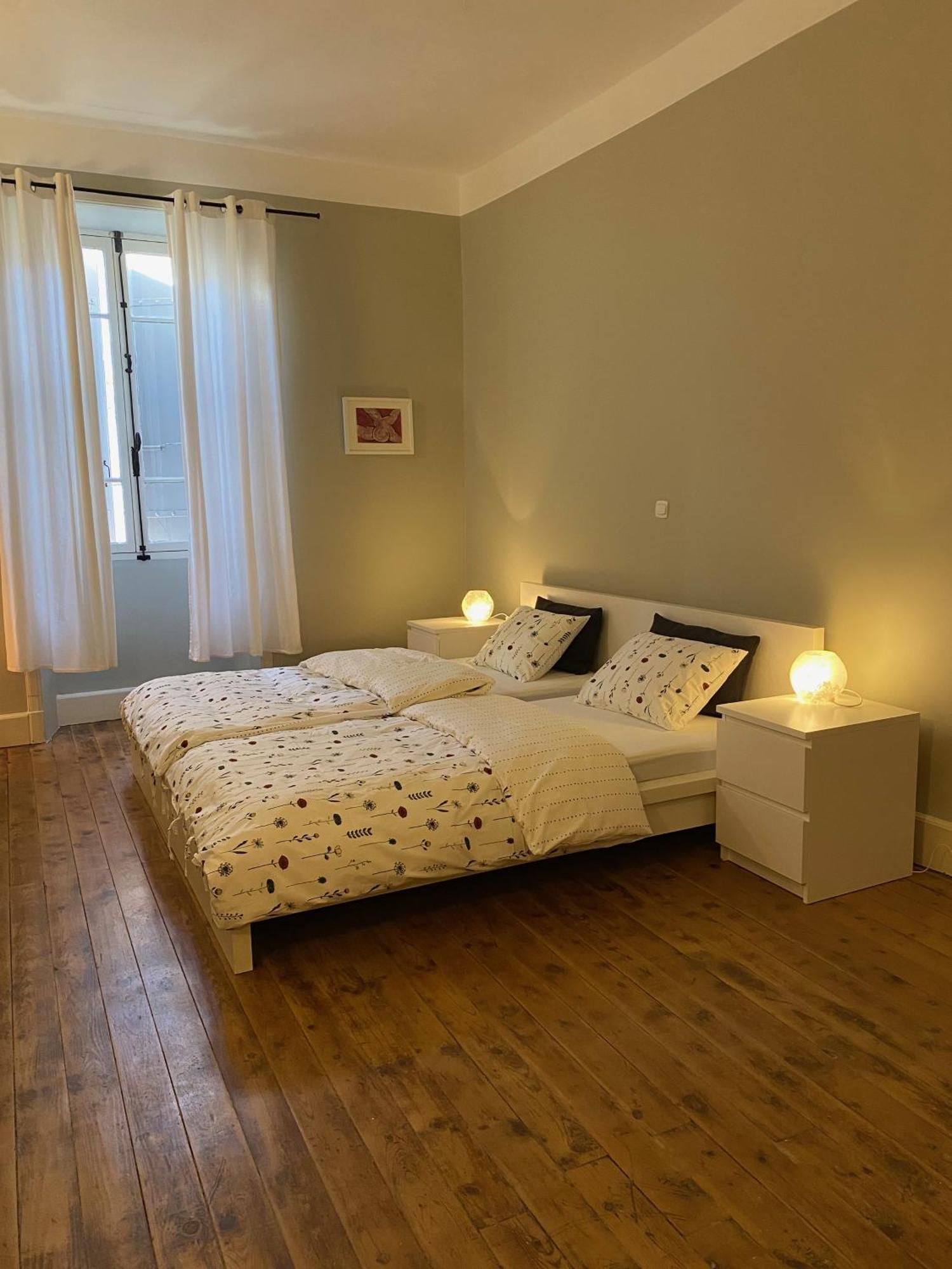 Bed and Breakfast Le Ciel Par-Dessus Le Toit Salavas Esterno foto